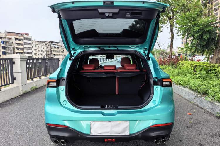 Used FORTHING T5 EVO 2021 1.5TD DCT Starry Edition Interior 9
