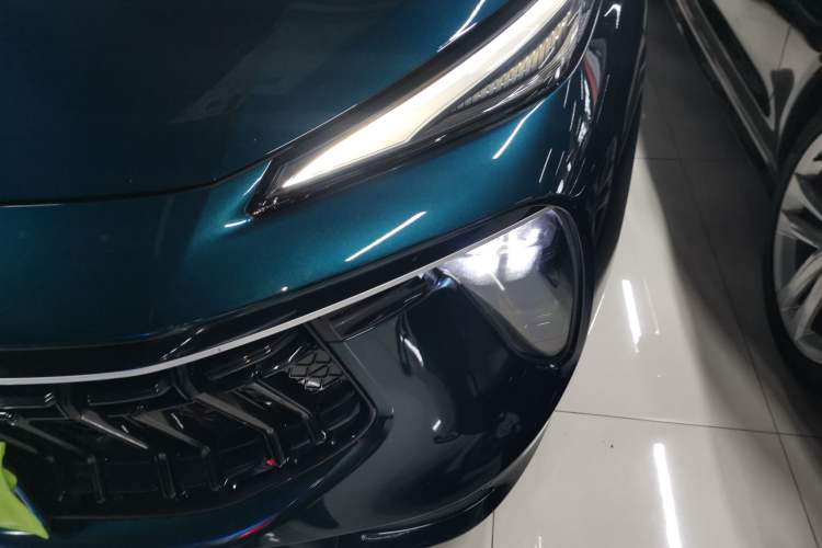 Used FORTHING T5 EVO 2021 1.5TD DCT Diamond Edition Left Front Headlight