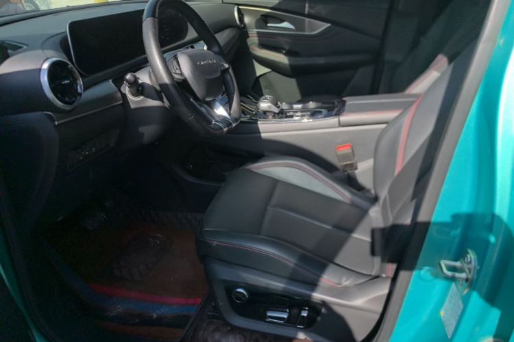 Used FORTHING T5 EVO 2021 1.5TD DCT Diamond Edition Left Front Seat