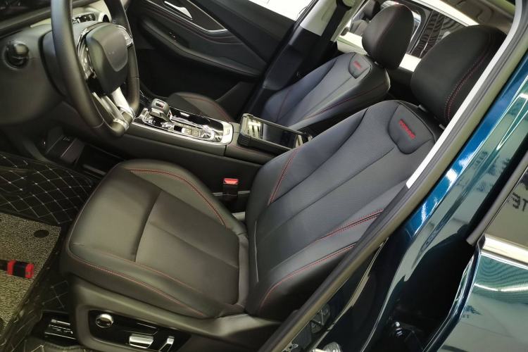 Used FORTHING T5 EVO 2021 1.5TD DCT Diamond Edition Left Front Seat