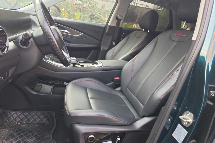 Used FORTHING T5 EVO 2021 1.5TD DCT Diamond Edition Left Front Seat