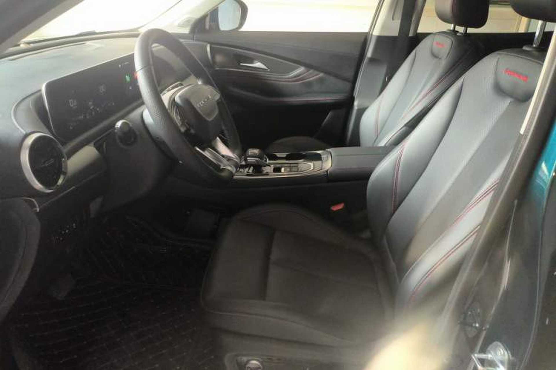 Used FORTHING T5 EVO 2021 1.5TD DCT Diamond Edition Left Front Seat