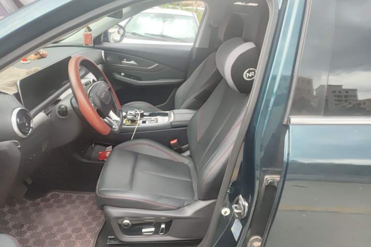 Used FORTHING T5 EVO 2021 1.5TD DCT Diamond Edition Left Front Seat
