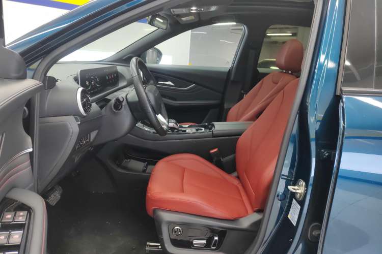 Used FORTHING T5 EVO 2021 1.5TD DCT Starry Edition Left Front Seat