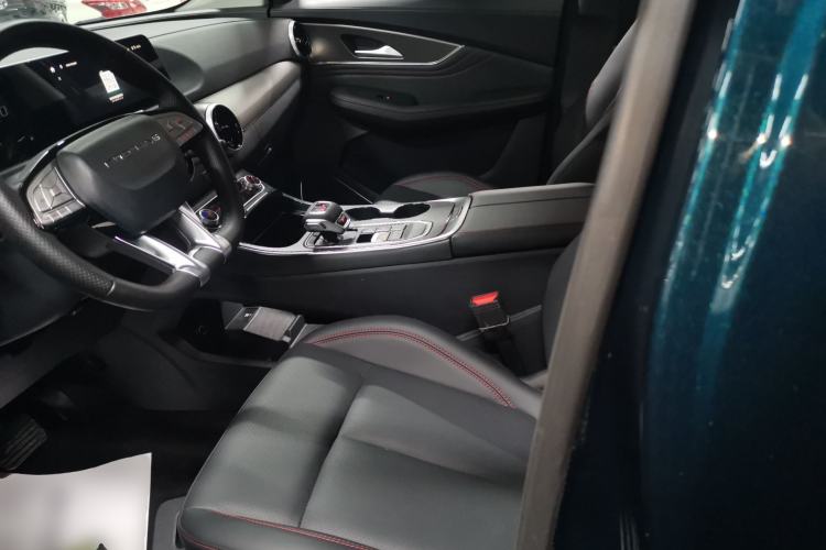 Used FORTHING T5 EVO 2021 1.5TD DCT Diamond Edition Left Front Seat