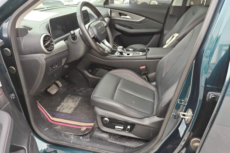 Used FORTHING T5 EVO 2021 1.5TD DCT Diamond Edition Left Front Seat