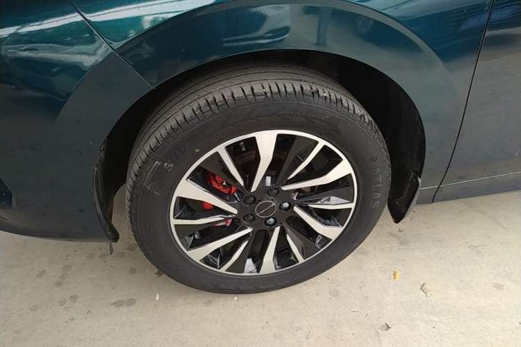 Used FORTHING T5 EVO 2021 1.5TD DCT Starry Edition Left Front Wheel Hub