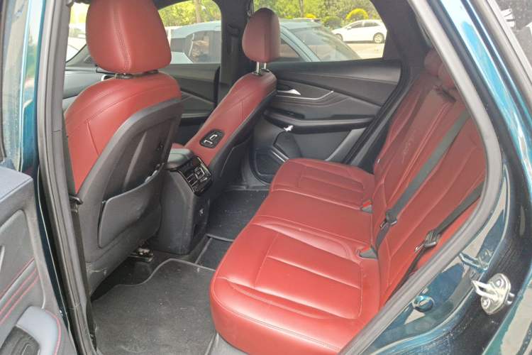 Used FORTHING T5 EVO 2021 1.5TD DCT Starry Edition Left Rear Seat