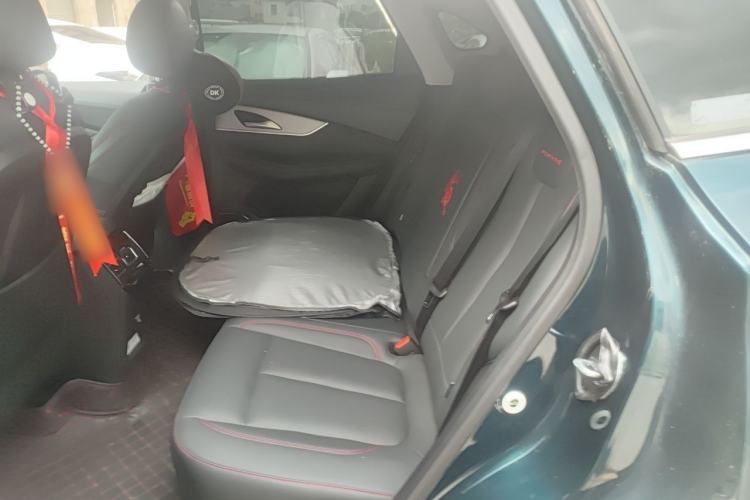Used FORTHING T5 EVO 2021 1.5TD DCT Diamond Edition Left Rear Seat