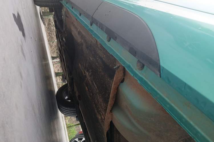 Used FORTHING T5 EVO 2021 1.5TD DCT Starry Edition Left Side Sill