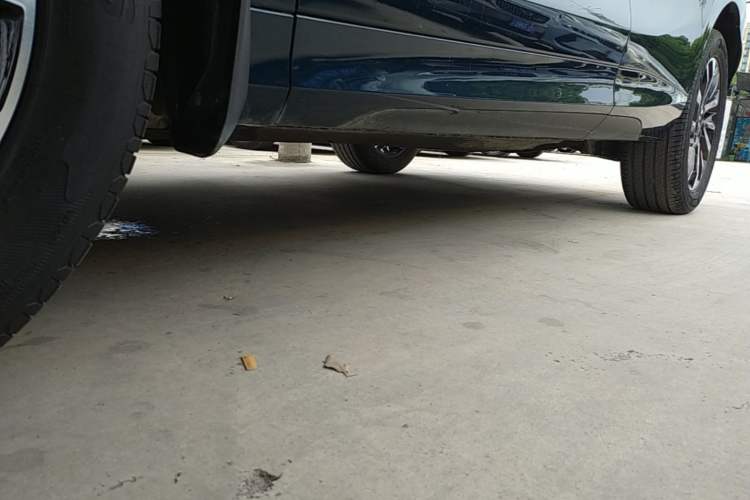 Used FORTHING T5 EVO 2021 1.5TD DCT Starry Edition Left Side Sill