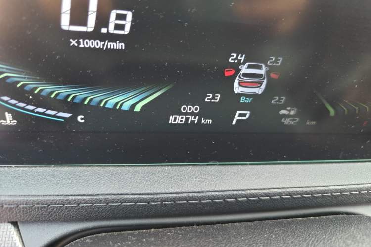 Used FORTHING T5 EVO 2021 1.5TD DCT Diamond Edition Odometer Close Up