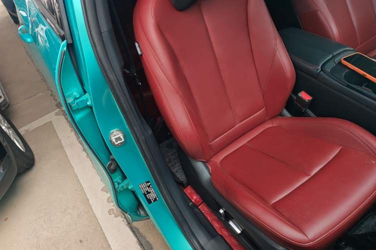 Used FORTHING T5 EVO 2021 1.5TD DCT Starry Edition Right Front Seat