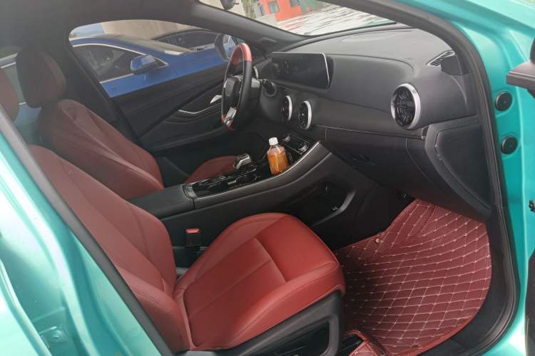 Used FORTHING T5 EVO 2021 1.5TD DCT Starry Edition Right Front Seat