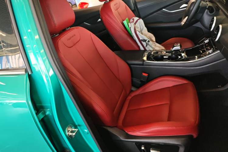 Used FORTHING T5 EVO 2021 1.5TD DCT Starry Edition Right Front Seat