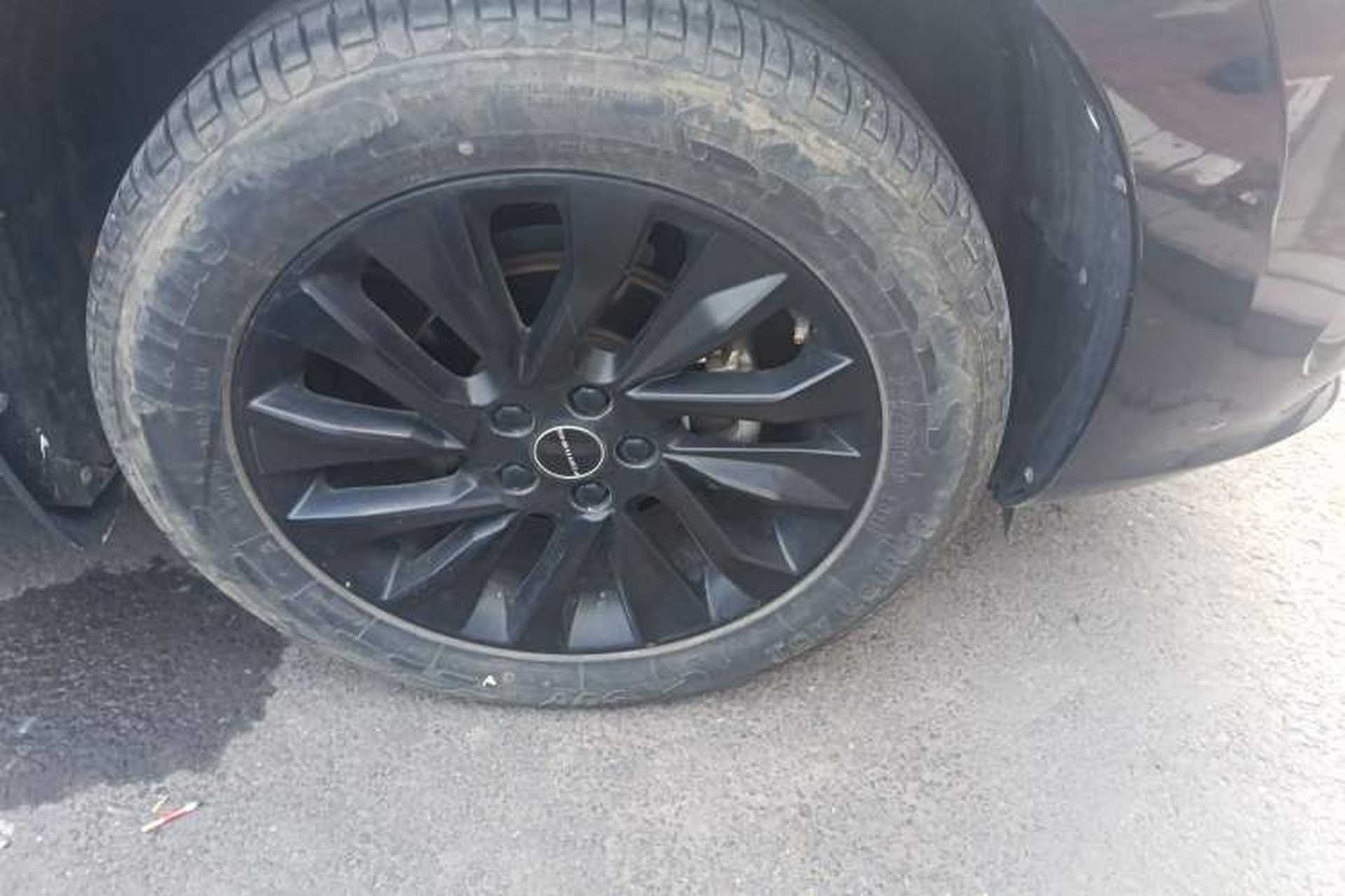 Used FORTHING T5 EVO 2021 1.5TD DCT Diamond Edition Right Front Wheel Hub
