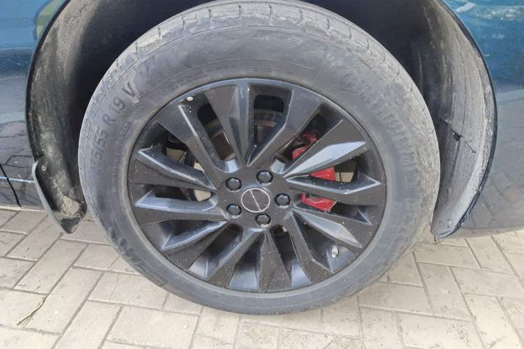 Used FORTHING T5 EVO 2021 1.5TD DCT Starry Edition Right Front Wheel Hub
