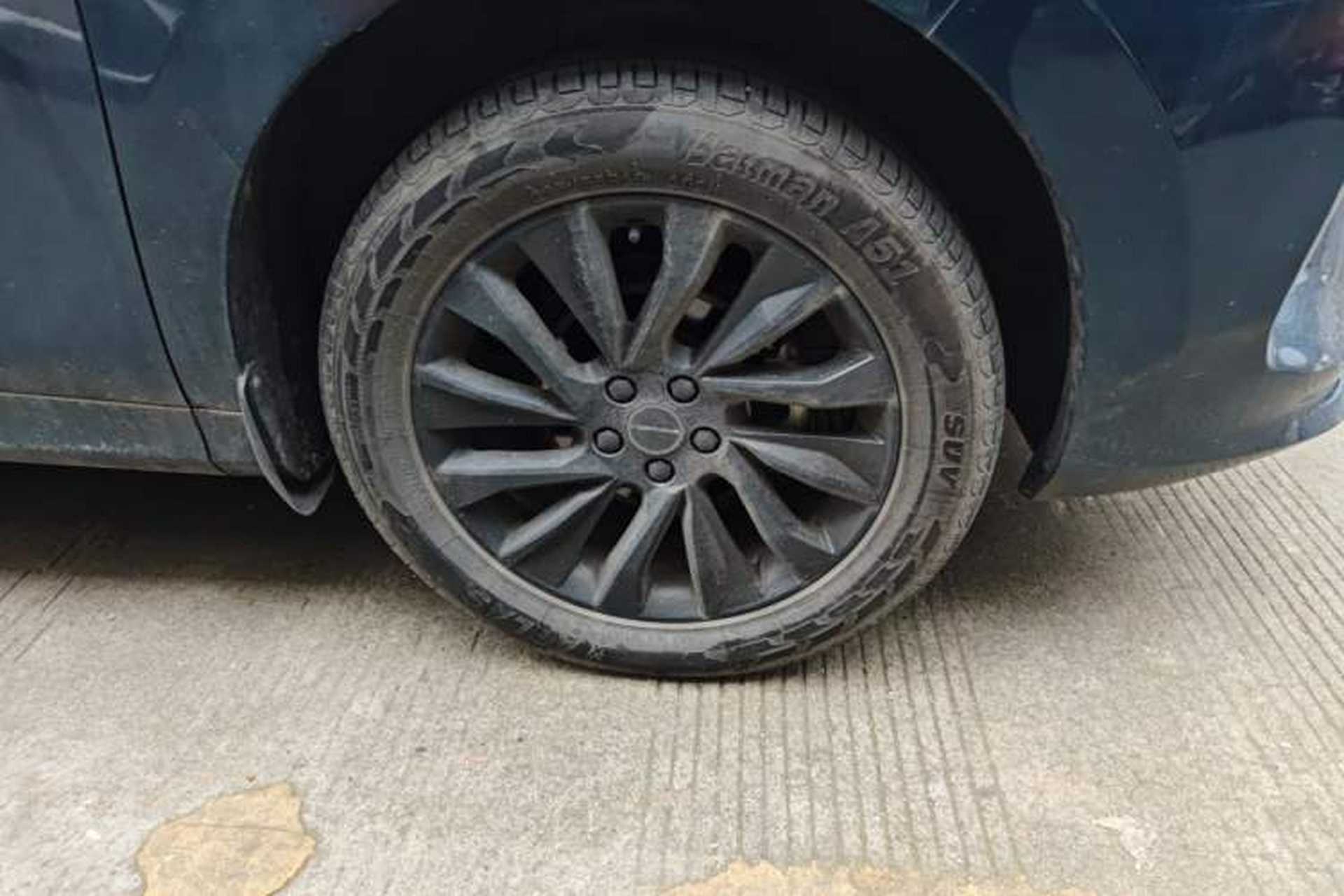 Used FORTHING T5 EVO 2021 1.5TD DCT Starry Edition Right Front Wheel Hub