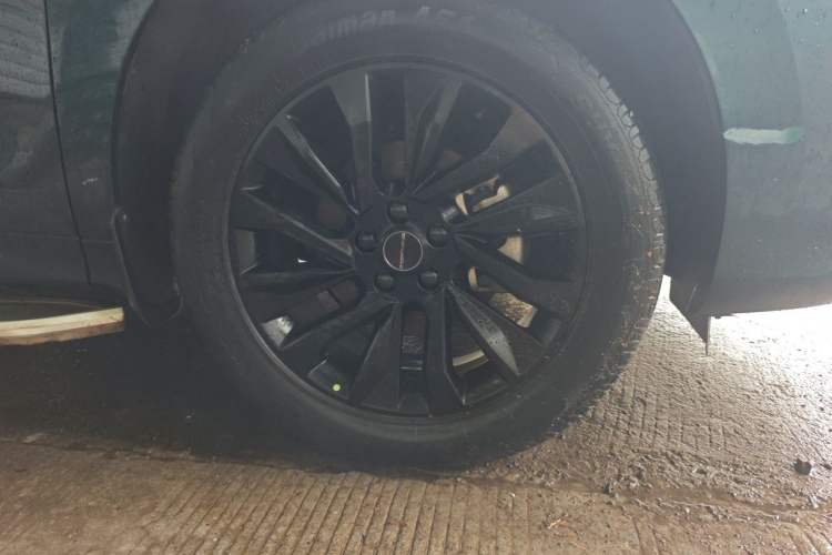 Used FORTHING T5 EVO 2021 1.5TD DCT Starry Edition Right Front Wheel Hub