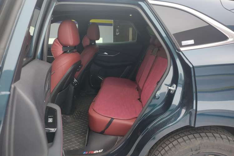 Used FORTHING T5 EVO 2021 1.5TD DCT Starry Edition Right Rear Seat