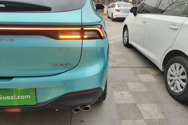 Used FORTHING T5 EVO 2021 1.5TD DCT Diamond Edition Right Rear Taillight