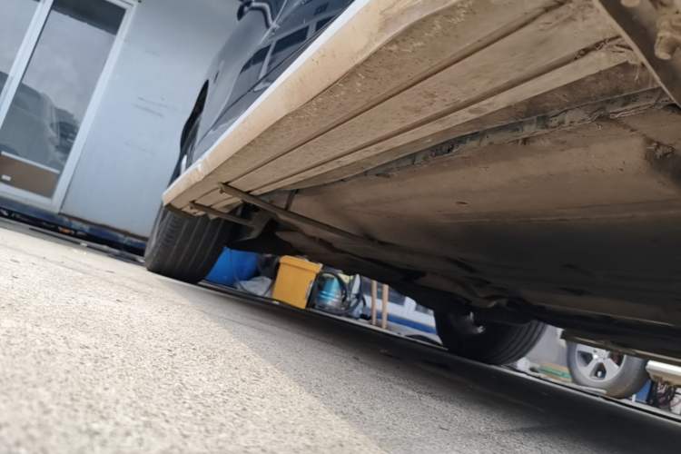 Used FORTHING T5 EVO 2021 1.5TD DCT Starry Edition Right Side Sill