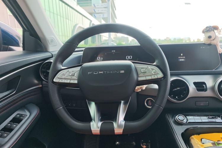 Used FORTHING T5 EVO 2021 1.5TD DCT Platinum Edition Steering Wheel