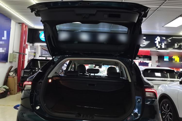 Used FORTHING T5 EVO 2021 1.5TD DCT Diamond Edition Trunk
