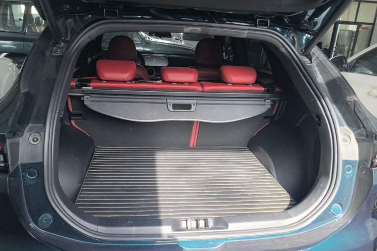 Used FORTHING T5 EVO 2021 1.5TD DCT Starry Edition Trunk
