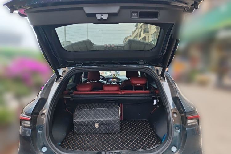 Used FORTHING T5 EVO 2021 1.5TD DCT Starry Edition Trunk