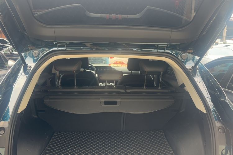 Used FORTHING T5 EVO 2021 1.5TD DCT Diamond Edition Trunk