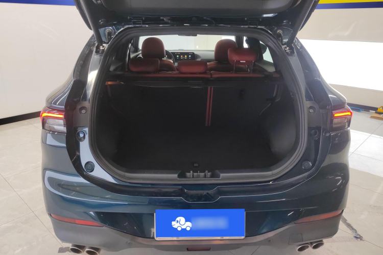 Used FORTHING T5 EVO 2021 1.5TD DCT Starry Edition Trunk
