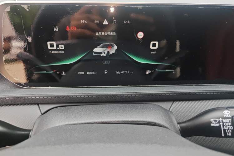 Used FORTHING T5 EVO 2021 1.5TD DCT Glory Edition Odometer Close Up