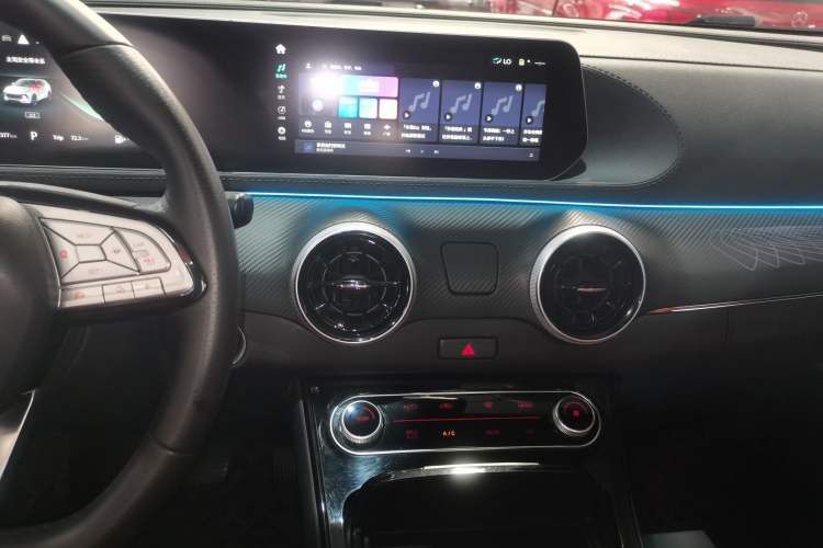 Used FORTHING T5 EVO 2021 1.5TD DCT Starry Edition Audio And AC Panel