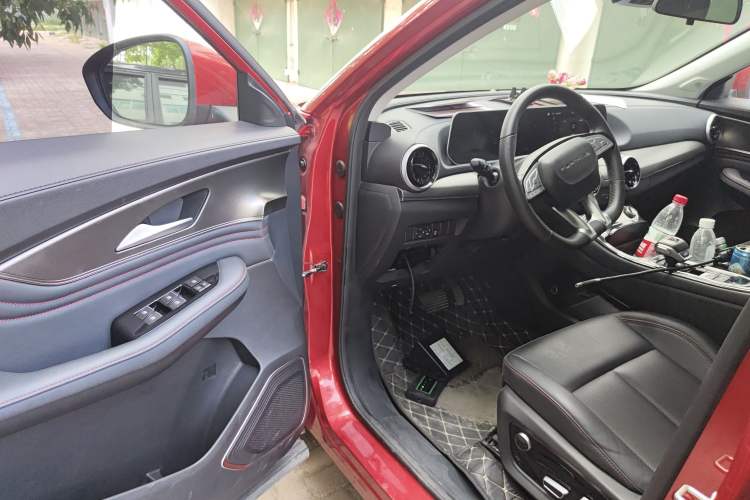 Used FORTHING T5 EVO 2021 1.5TD DCT Diamond Edition Driver Seat