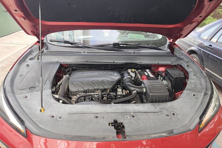 Used FORTHING T5 EVO 2021 1.5TD DCT Diamond Edition Engine Bay
