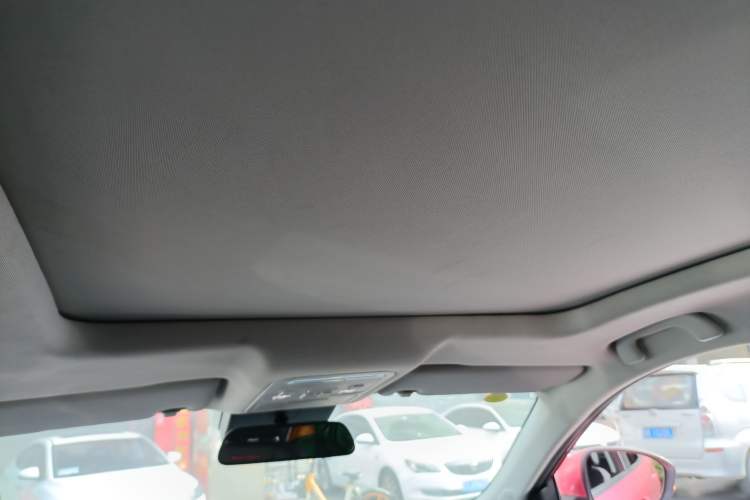 Used FORTHING T5 EVO 2021 1.5TD DCT Diamond Edition Headliner