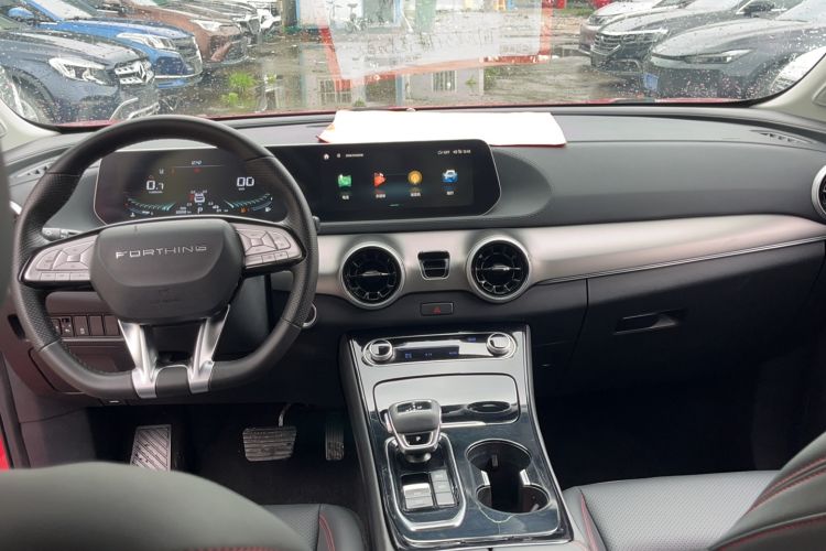 Used FORTHING T5 EVO 2021 1.5TD DCT Diamond Edition Interior 3