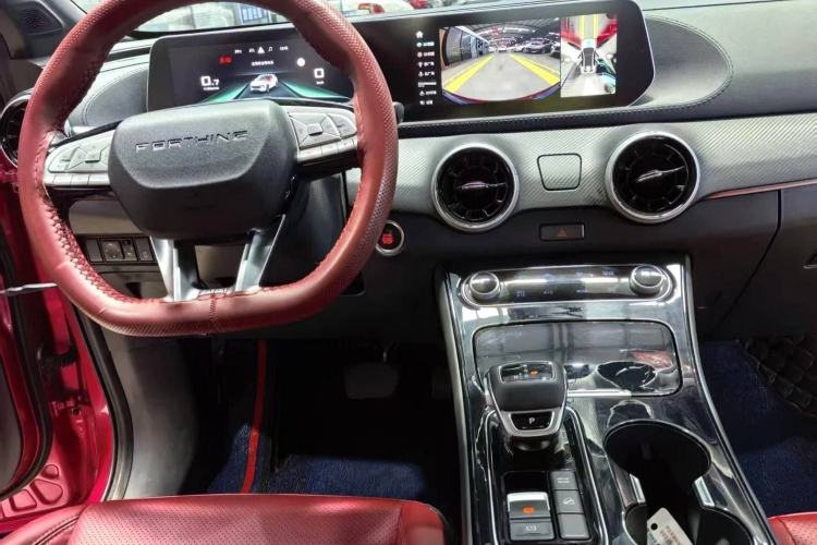Used FORTHING T5 EVO 2021 1.5TD DCT Starry Edition Interior 4