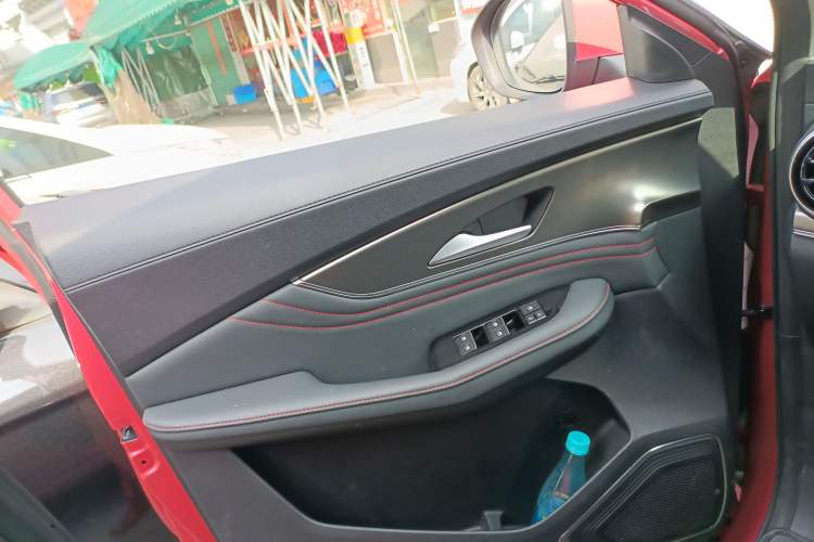 Used FORTHING T5 EVO 2021 1.5TD DCT Diamond Edition Left Front Door Interior