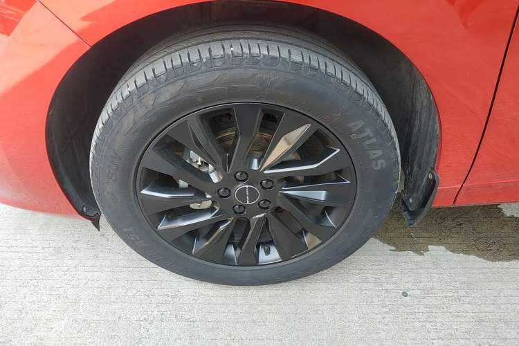 Used FORTHING T5 EVO 2021 1.5TD DCT Diamond Edition Left Front Wheel Hub