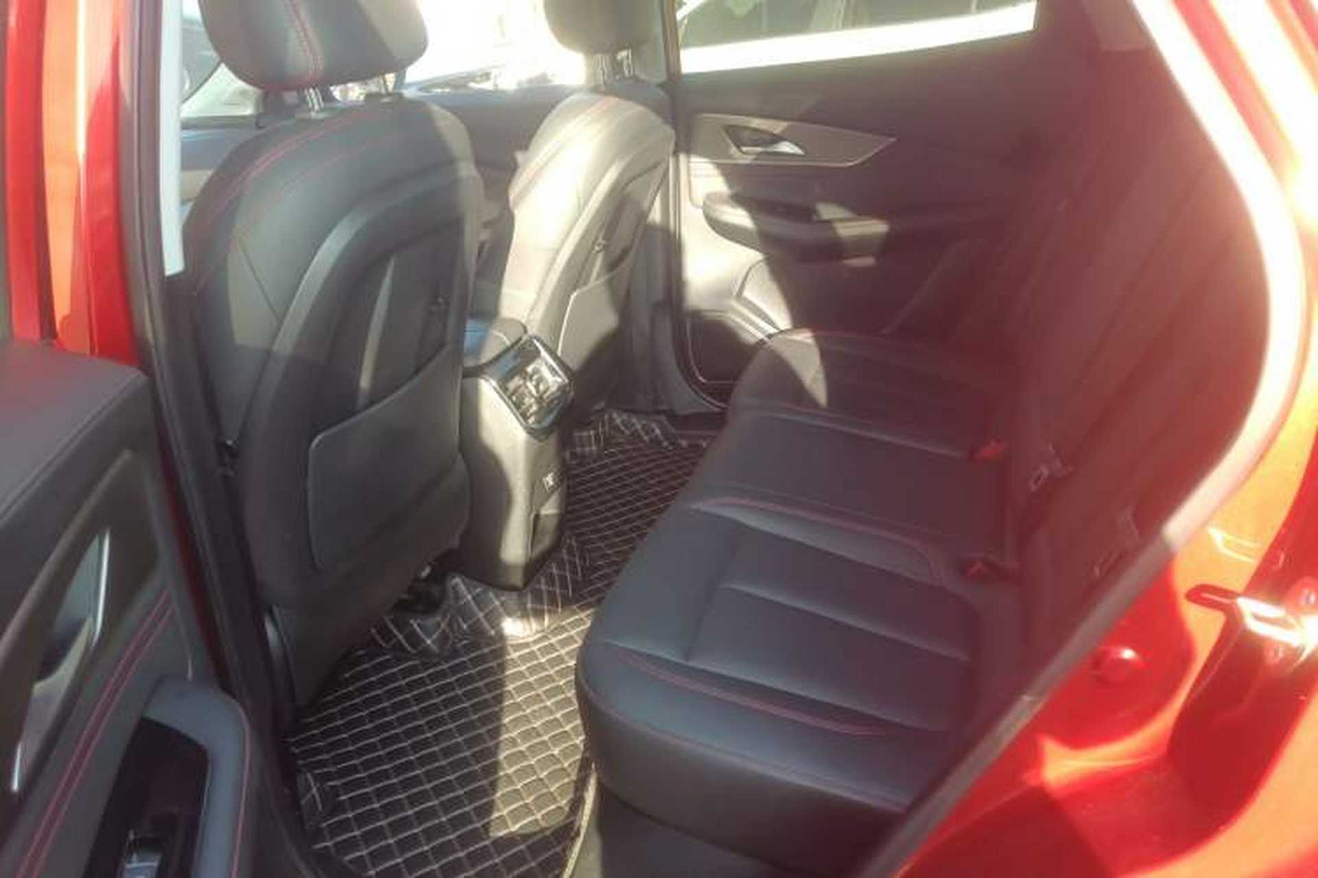 Used FORTHING T5 EVO 2021 1.5TD DCT Diamond Edition Left Rear Seat