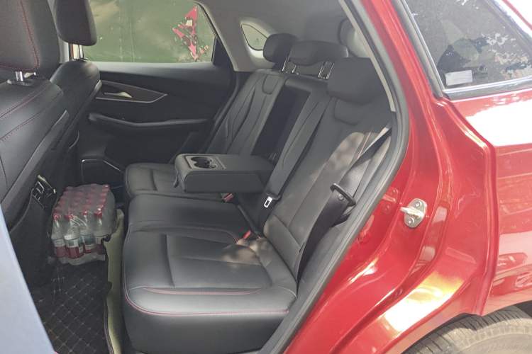 Used FORTHING T5 EVO 2021 1.5TD DCT Diamond Edition Left Rear Seat