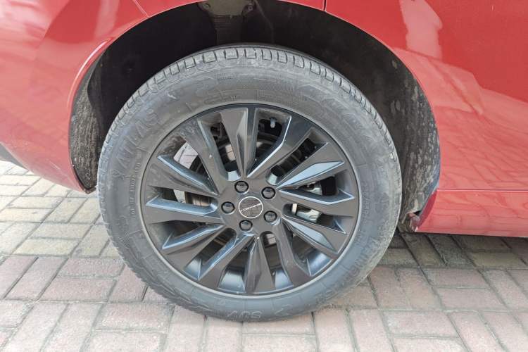 Used FORTHING T5 EVO 2021 1.5TD DCT Diamond Edition Right Rear Wheel Hub