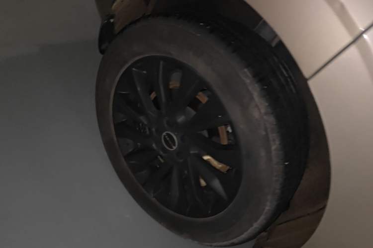 Used FORTHING T5 EVO 2021 1.5TD DCT Diamond Edition Right Rear Wheel Hub