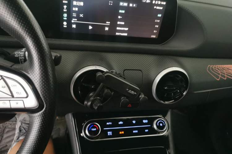 Used FORTHING T5 EVO 2021 1.5TD DCT Glory Edition Audio And AC Panel