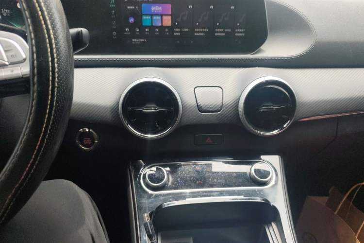 Used FORTHING T5 EVO 2021 1.5TD DCT Starry Edition Audio And AC Panel