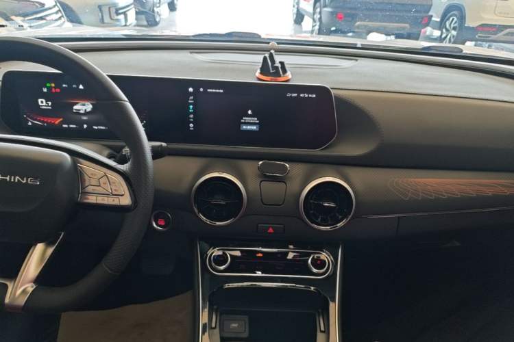 Used FORTHING T5 EVO 2021 1.5TD DCT Starry Edition Audio And AC Panel