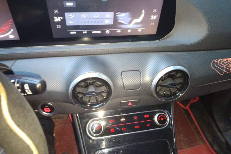 Used FORTHING T5 EVO 2021 1.5TD DCT Starry Edition Audio And AC Panel