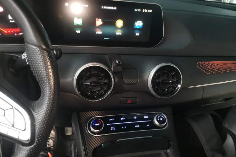 Used FORTHING T5 EVO 2021 1.5TD DCT Starry Edition Audio And AC Panel